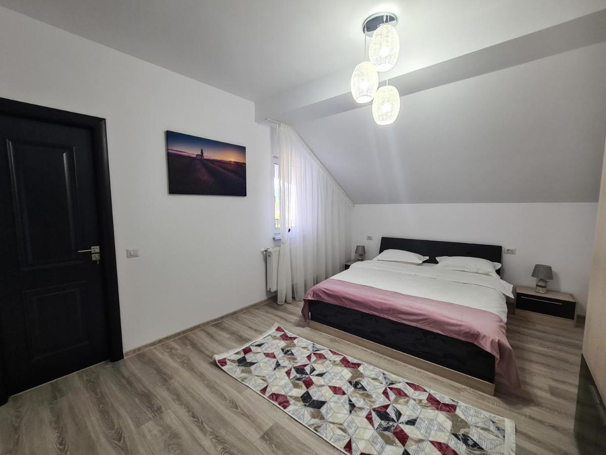 Pensiunea Lavanda, Piatra-Neamt Piatra Neamţ Dış mekan fotoğraf