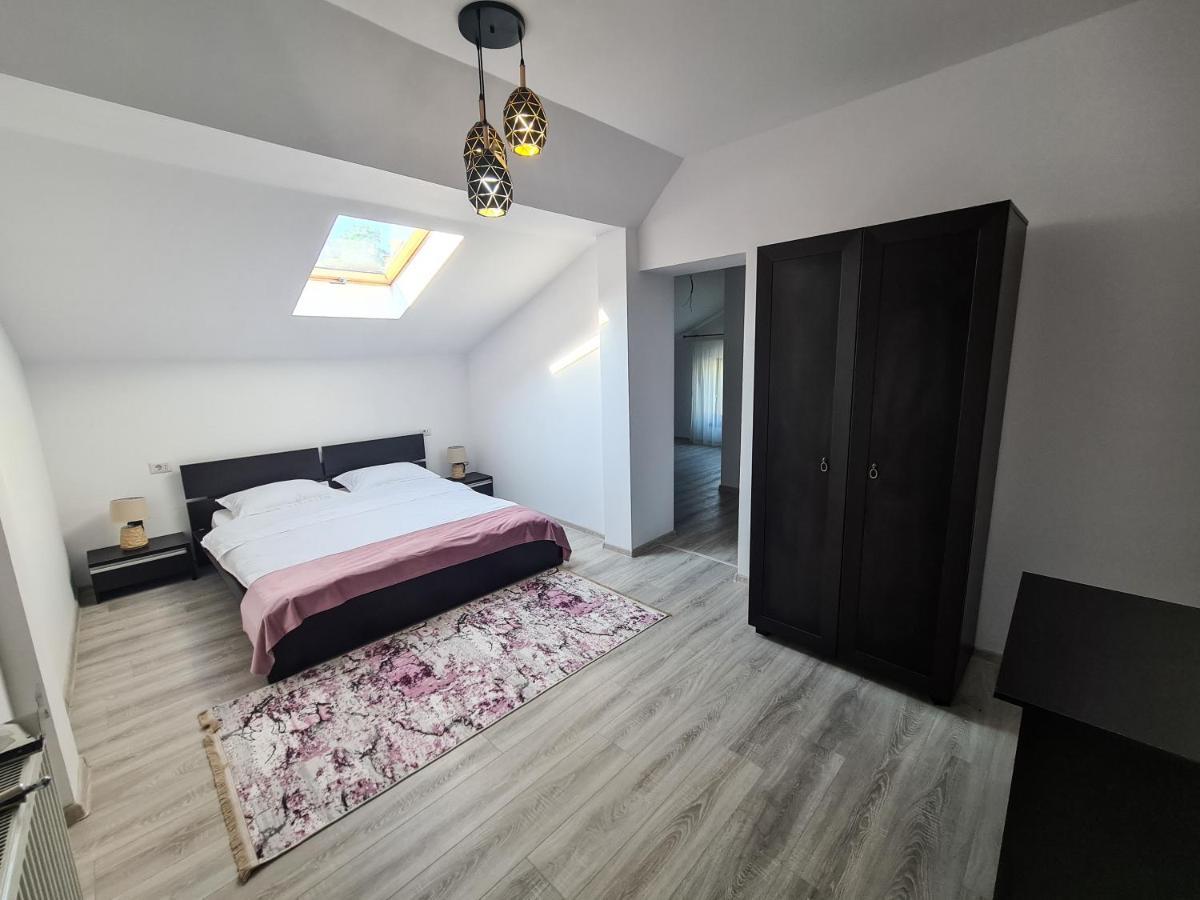 Pensiunea Lavanda, Piatra-Neamt Piatra Neamţ Dış mekan fotoğraf