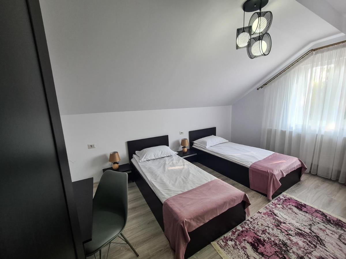 Pensiunea Lavanda, Piatra-Neamt Piatra Neamţ Dış mekan fotoğraf