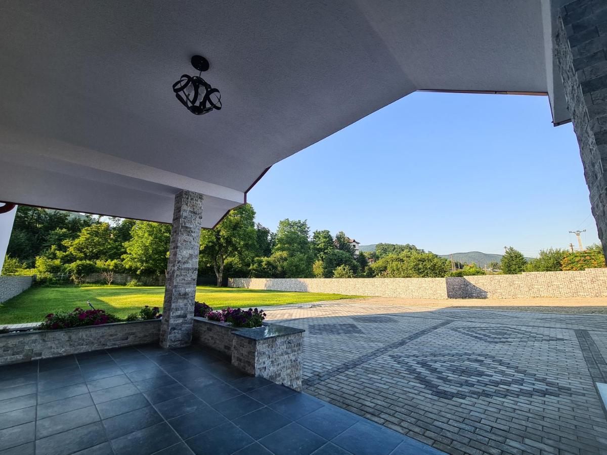 Pensiunea Lavanda, Piatra-Neamt Piatra Neamţ Dış mekan fotoğraf
